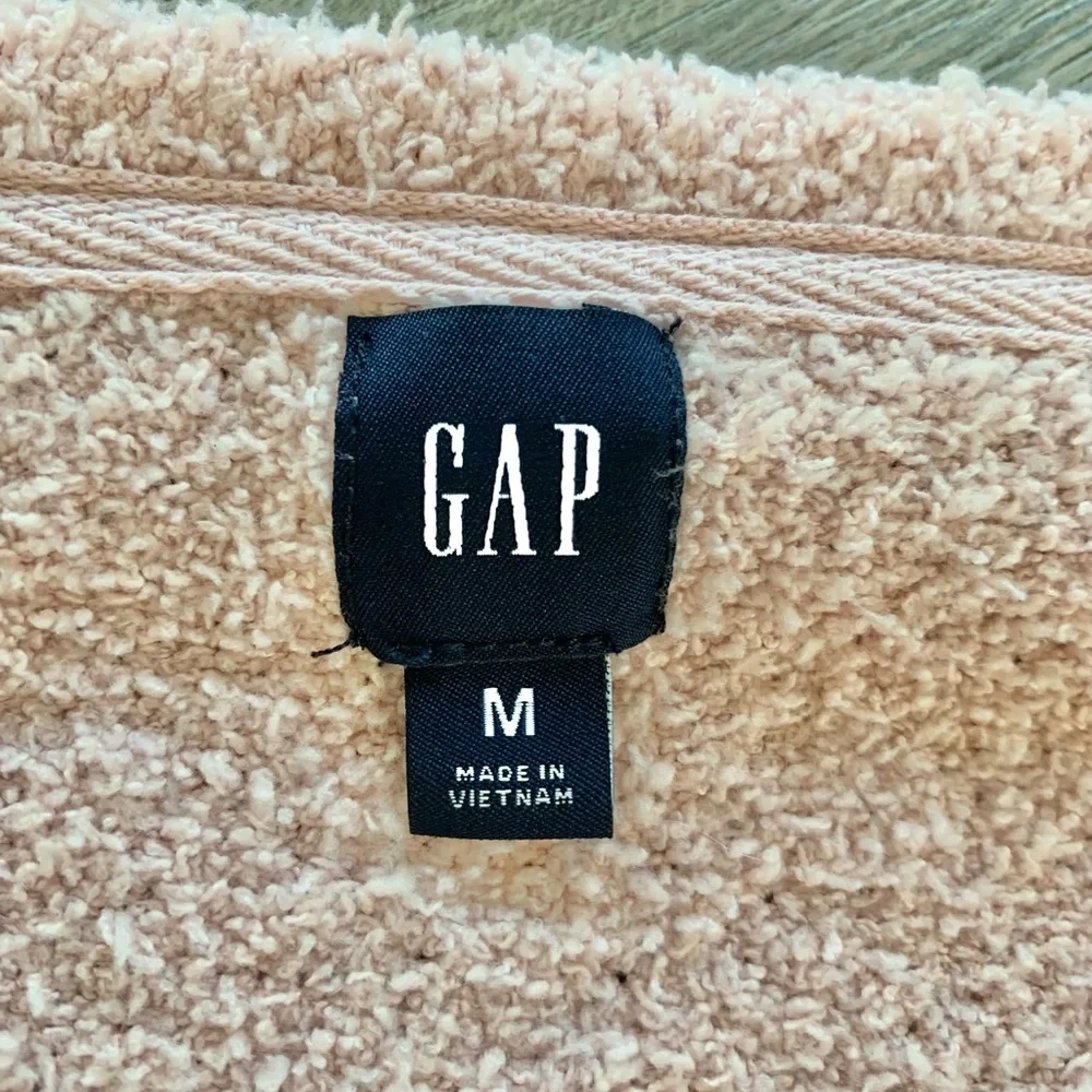 Gap Sweater - Picture 6 of 7
